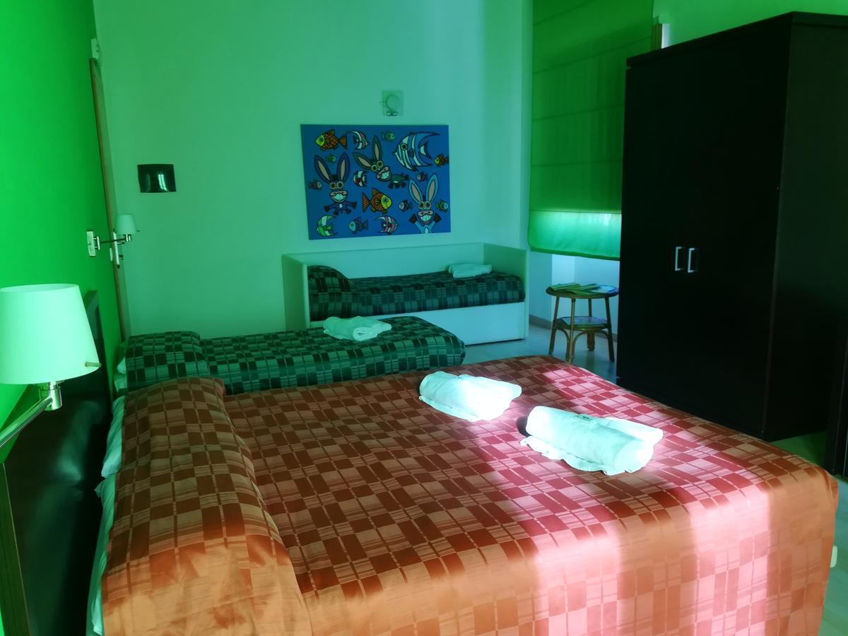 Hotel I Colori Сант'Антьоко Екстер'єр фото